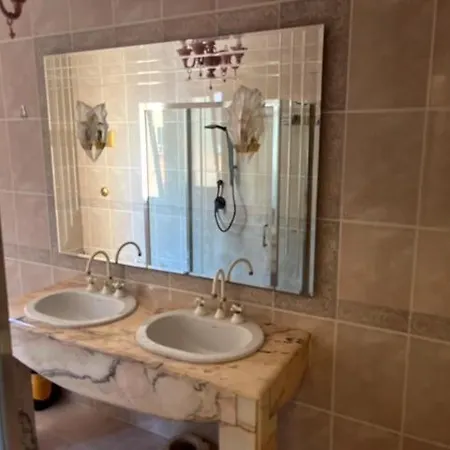 Beb Casa Anna * أولبيا